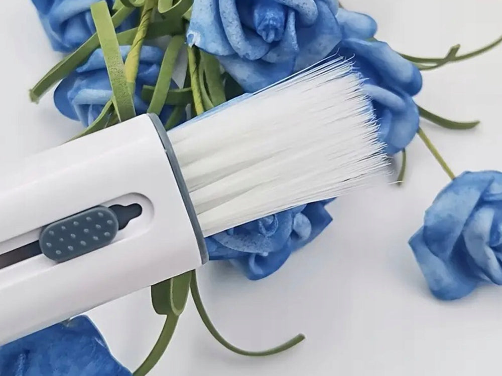 Set za čišćenje 3 u 1 za slušalice, AirPods, telefon i tipkovnicu