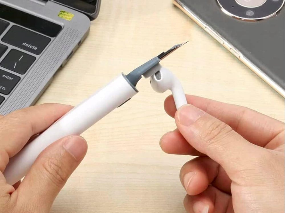 Set za čišćenje 3 u 1 za slušalice, AirPods, telefon i tipkovnicu