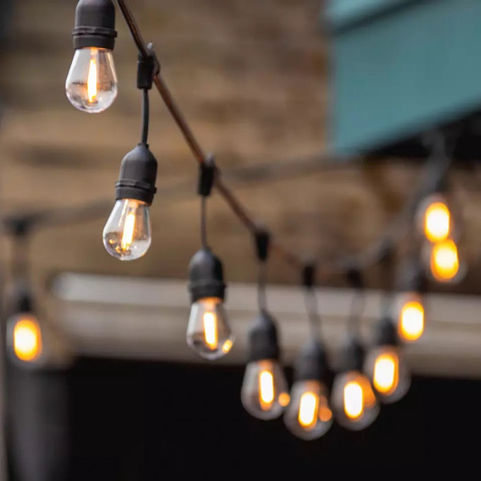 Svjetleći vijenac 10 metara sa 10 LED žarulja i solarnim panelom