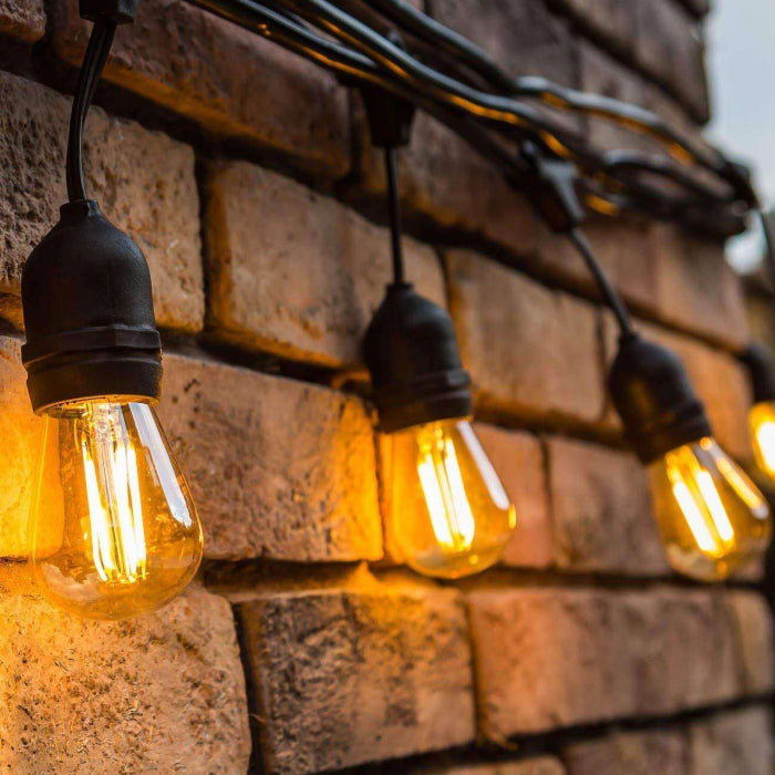 Svjetleći vijenac 10 metara sa 10 LED žarulja i solarnim panelom