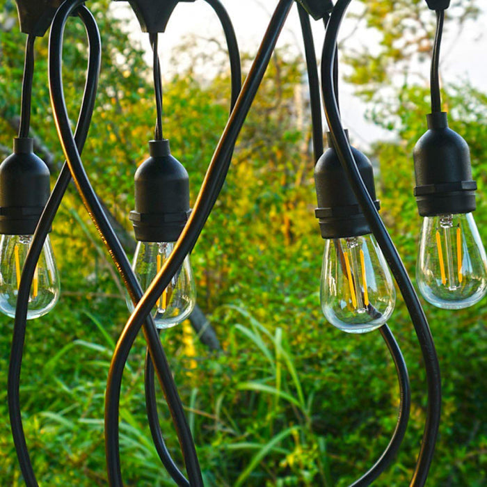 Svjetleći vijenac 10 metara sa 10 LED žarulja i solarnim panelom