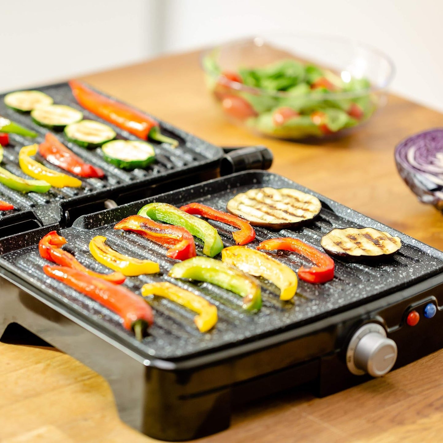 Električni Grill 1800W s Podesivom Temperaturom i Posudom za Masnoću